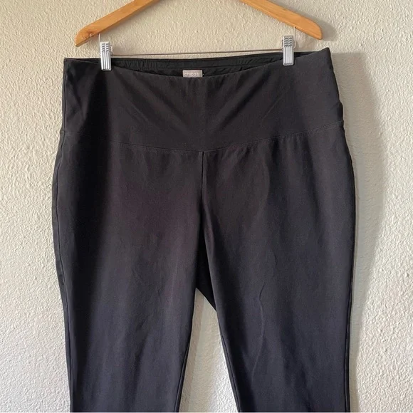 Chico’s Zenergy Pull On Leggings Womens 3 16/18 Black Cropped Casual So Slimming - Picture 3 of 13